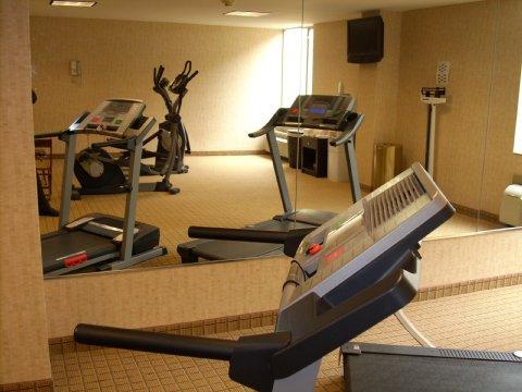 La Quinta Inn & Suites Pittsburgh North McCandless Township 외부 사진